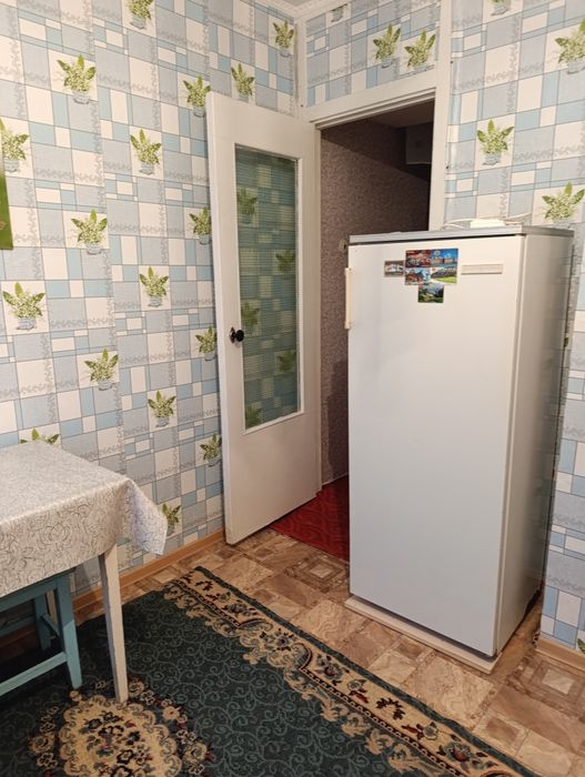 Сдам однокомнатную женщине.