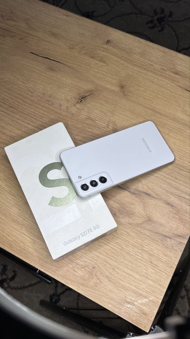 Samsung S21 fe 128гб