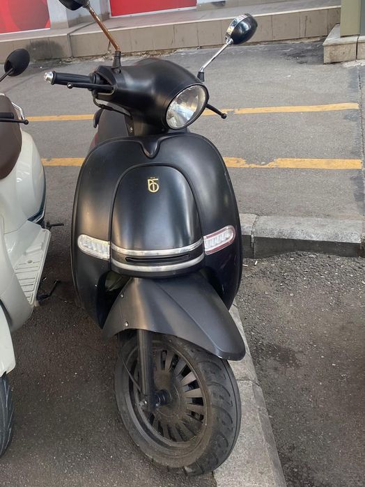 Scutere fără permis, limitate în acte la 25km/h