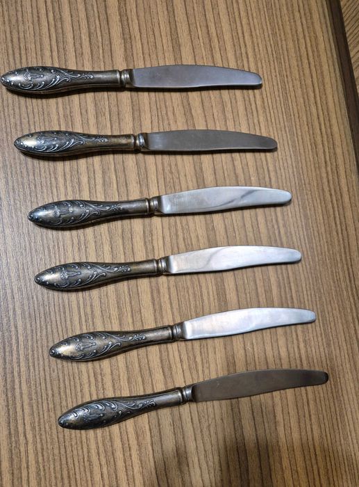 Продаются советские мельхиоровые столовые приборы. Новые.