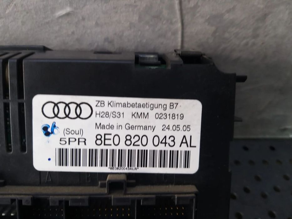 Panou comanda clima ac audi a4 b7 8e 8e0820043al