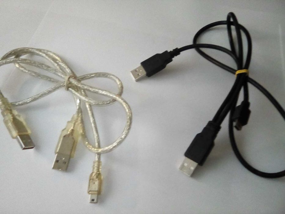 Cablu cu doua mufe USB tip A si o mufa tip mini USB