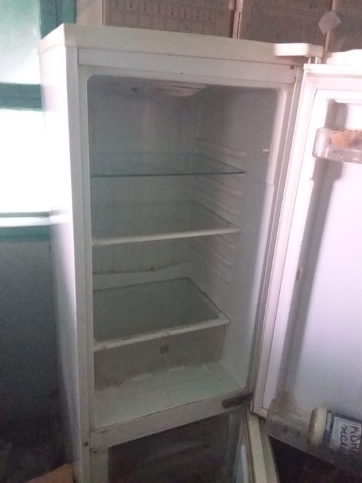 Холодильник Samsung