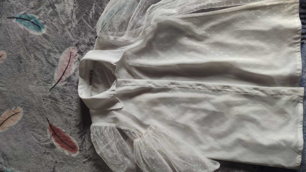 Женская одежда  разбираю  гардероб.