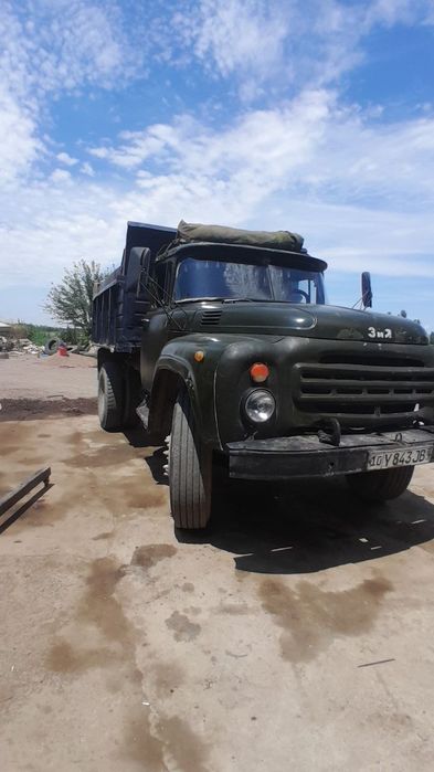 Zil samosval 1988 yil