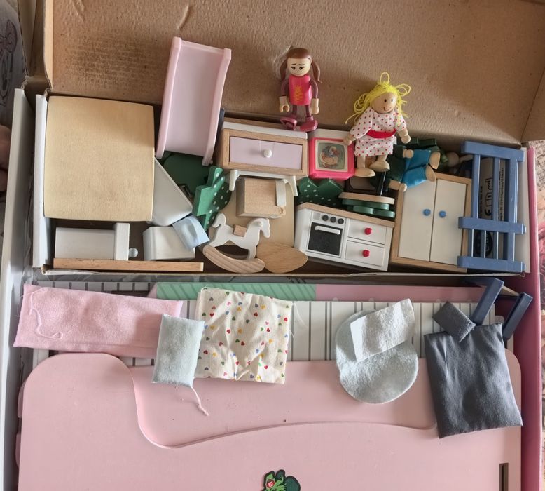 Детска Къща за кукли