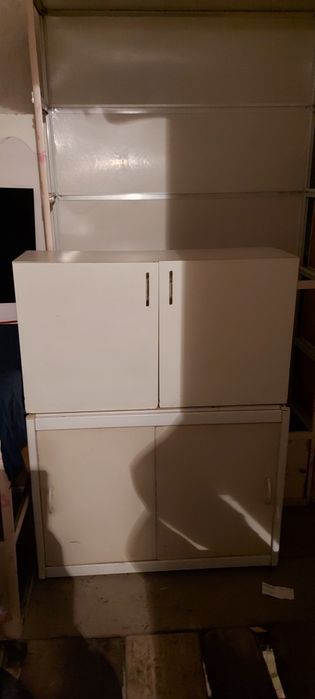 Продам витрины и прилавки