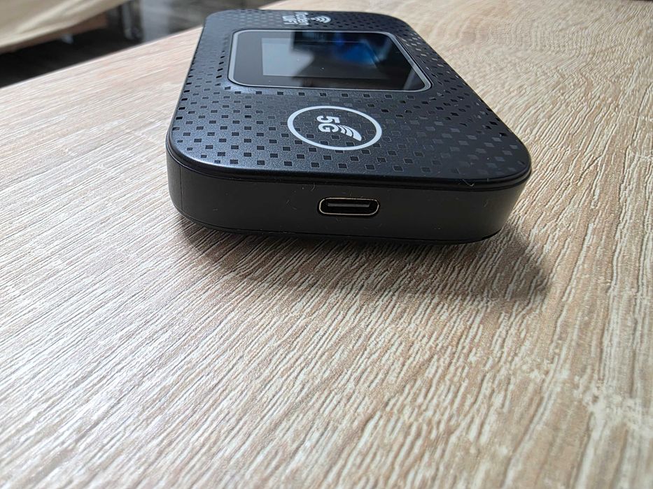 Router wireless auto M9S-LED 4G/ WiFi portabil cu conectare rapidă