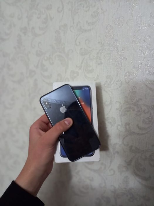 Продам iphone x...
