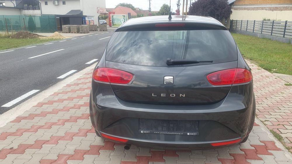 SEAT Leon 2011 — imagine 4