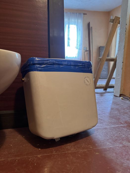 Wc cu vas ceramic