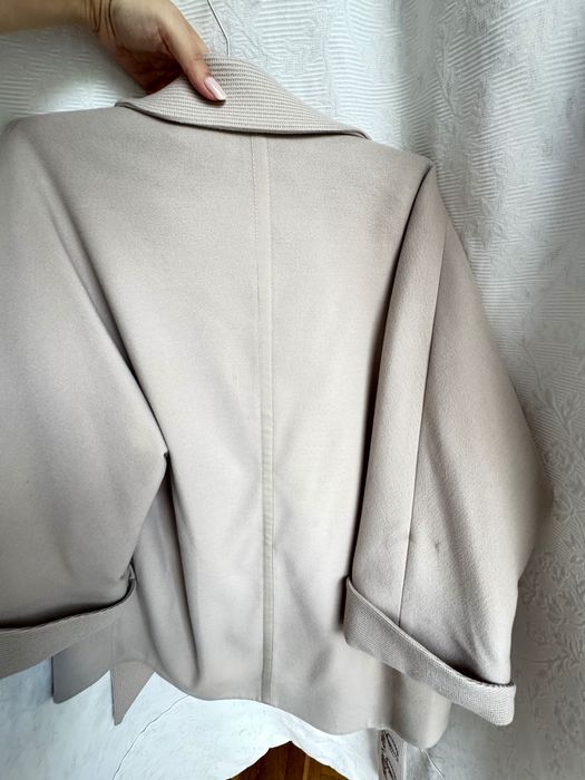 Палто леко елегантно