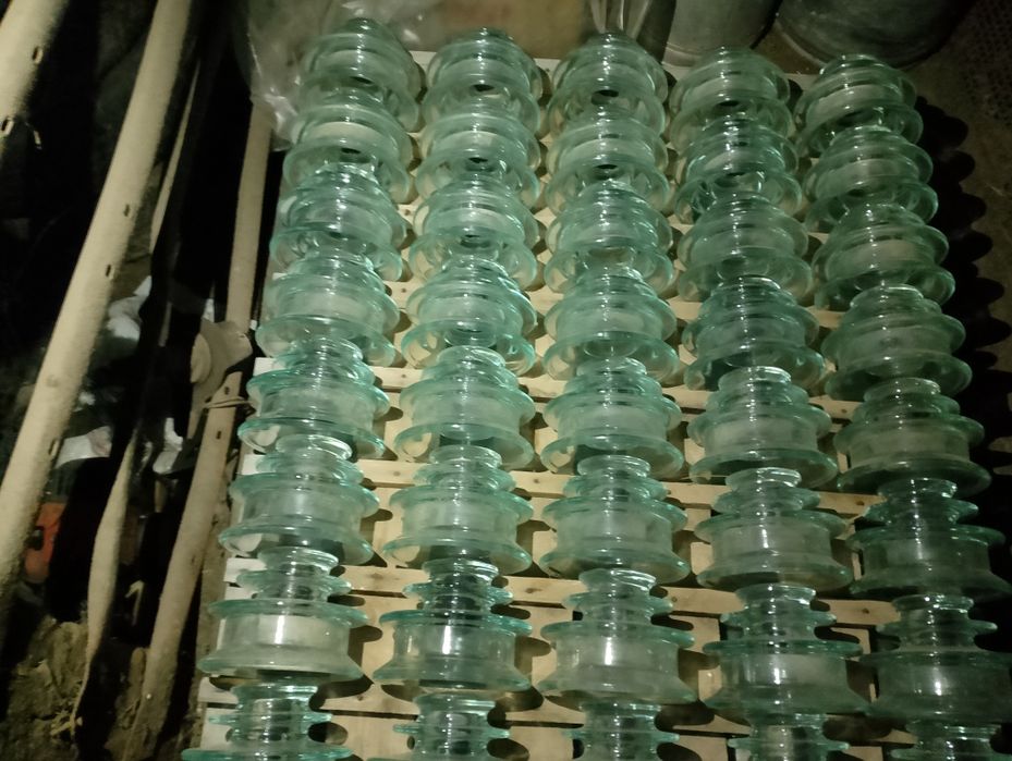 Продам изолятор !