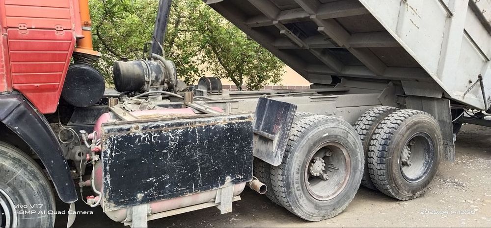 Самосвал КамАЗ-5511.