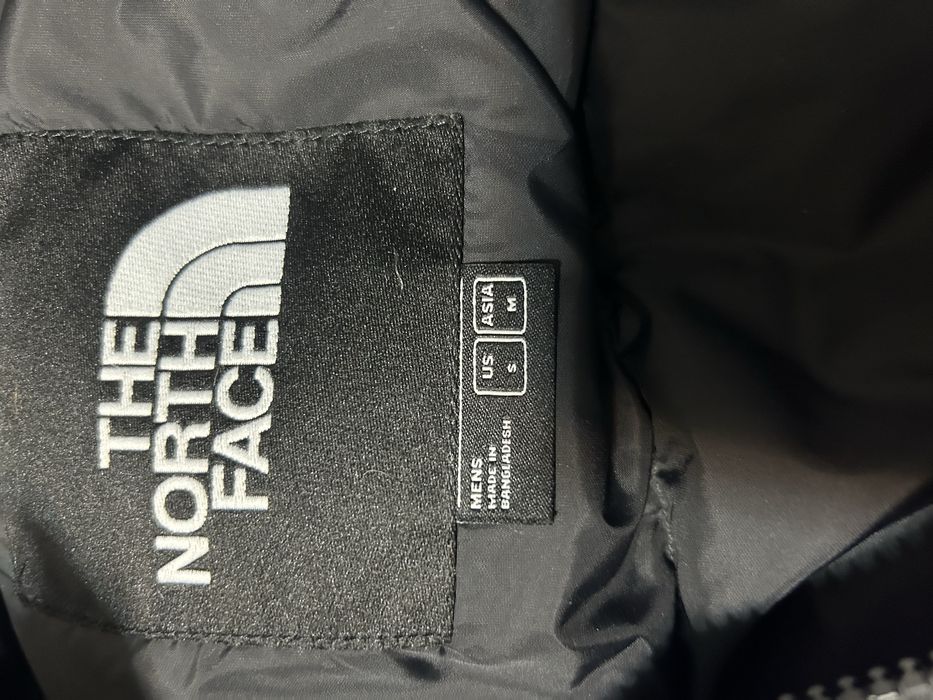 Продается куртка на мальчика 10-11 лет