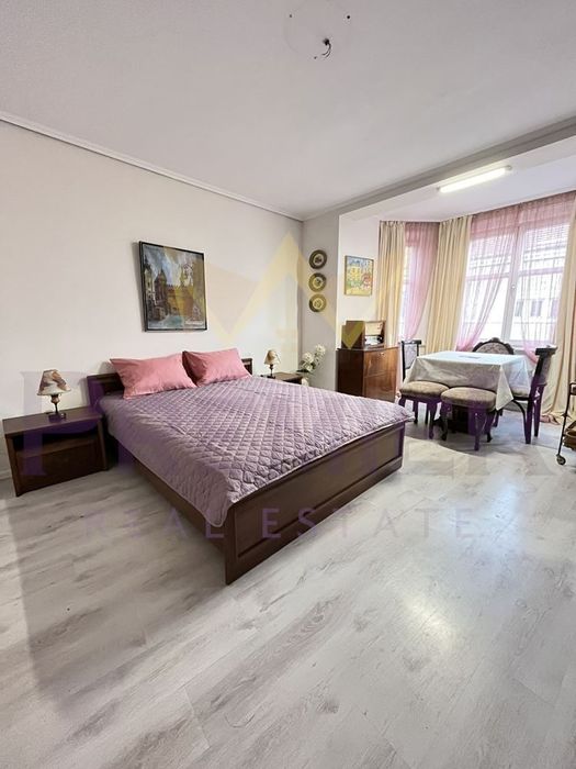 Дава се под наем Двустаен апартамент в Варна, Център - 65 кв.м за 484.5 € - Снимка #5