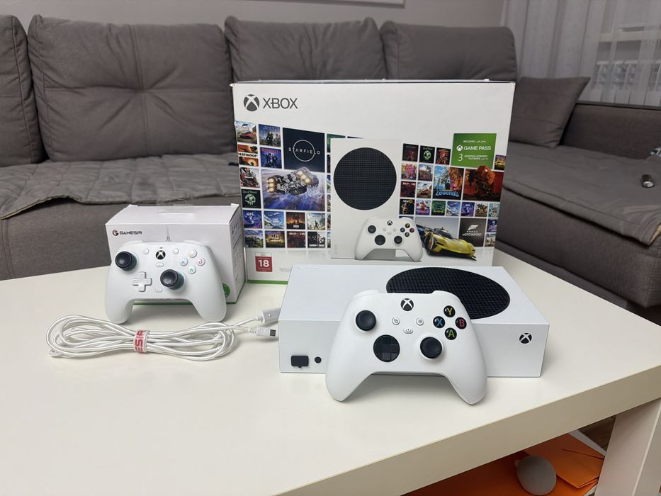 Xbox series S, в отличном состоянии