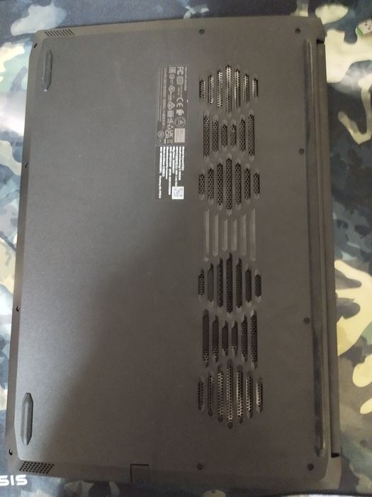 Спешно!Геймърски лаптоп трейд за компютър