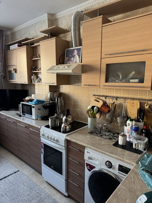 Продается кухонный гарнитур