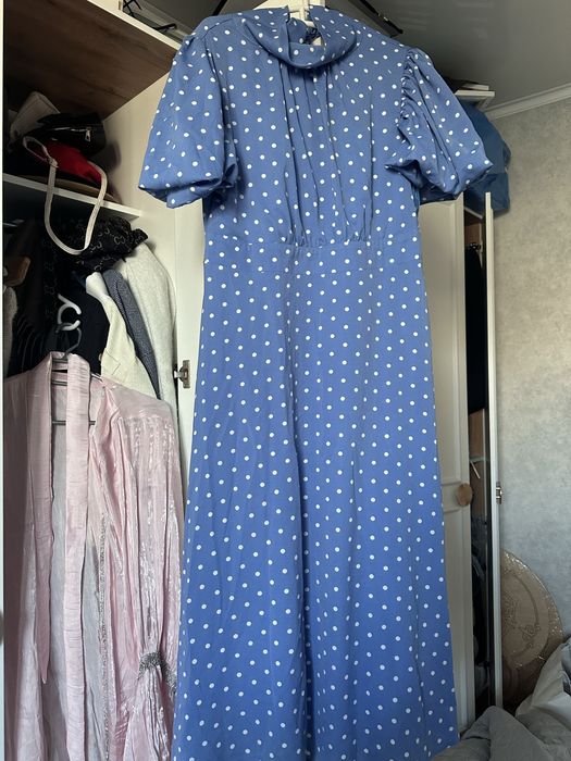 Красивое платье миди в горошек, размер 46