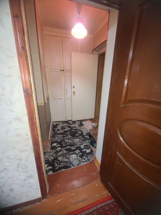 Аренда.чилонзор 25кв.1хона.300уе.