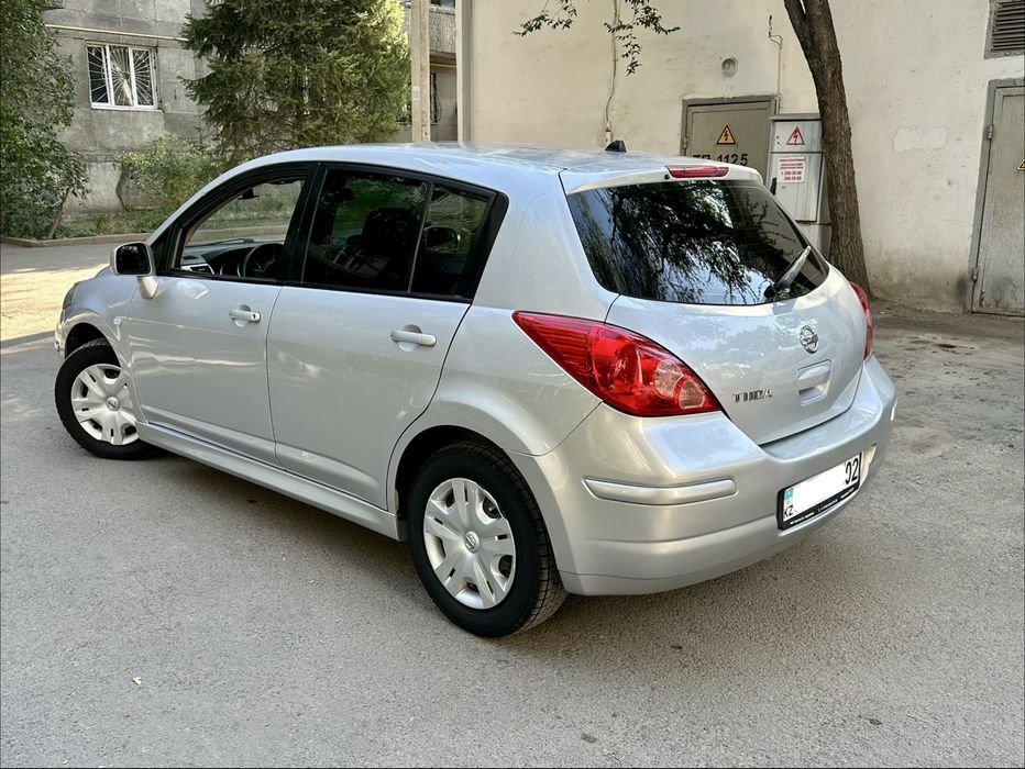 Nissan Tiida в хорошем состоянии