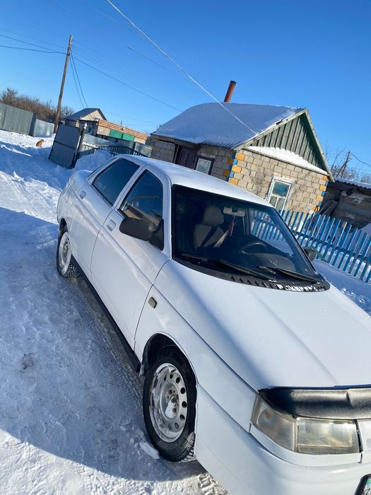 ВАЗ 2110 год 2000