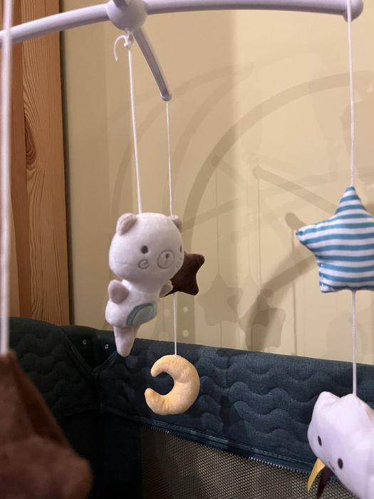 Музикална въртележка за кошара