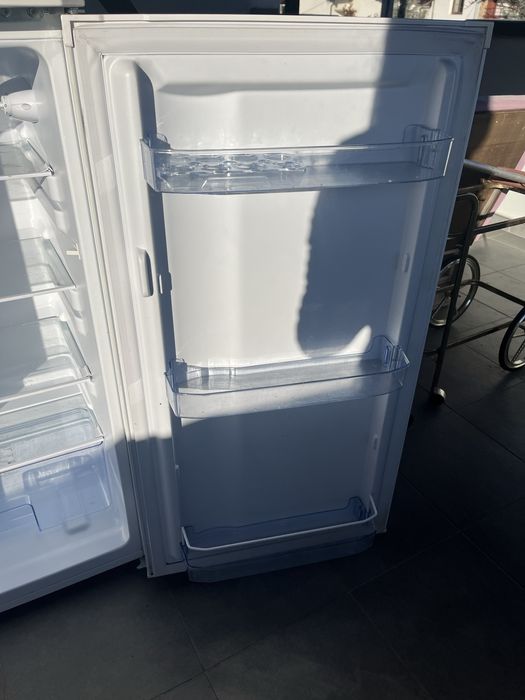 Продавам  Хладилник