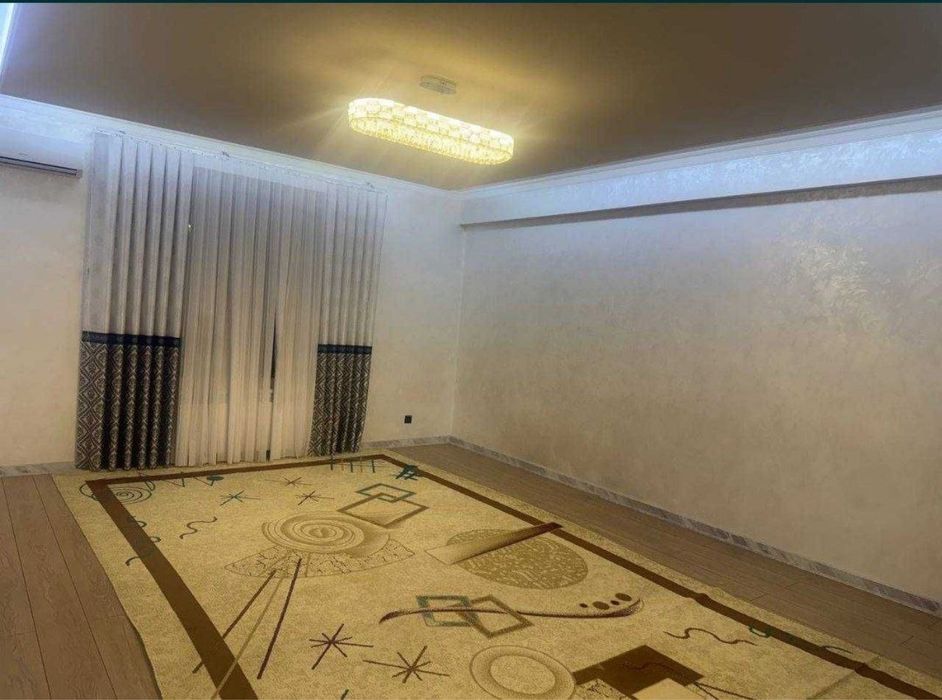 Arendaga beriladi. Yunusobod Bodomzorda 3/8/10.