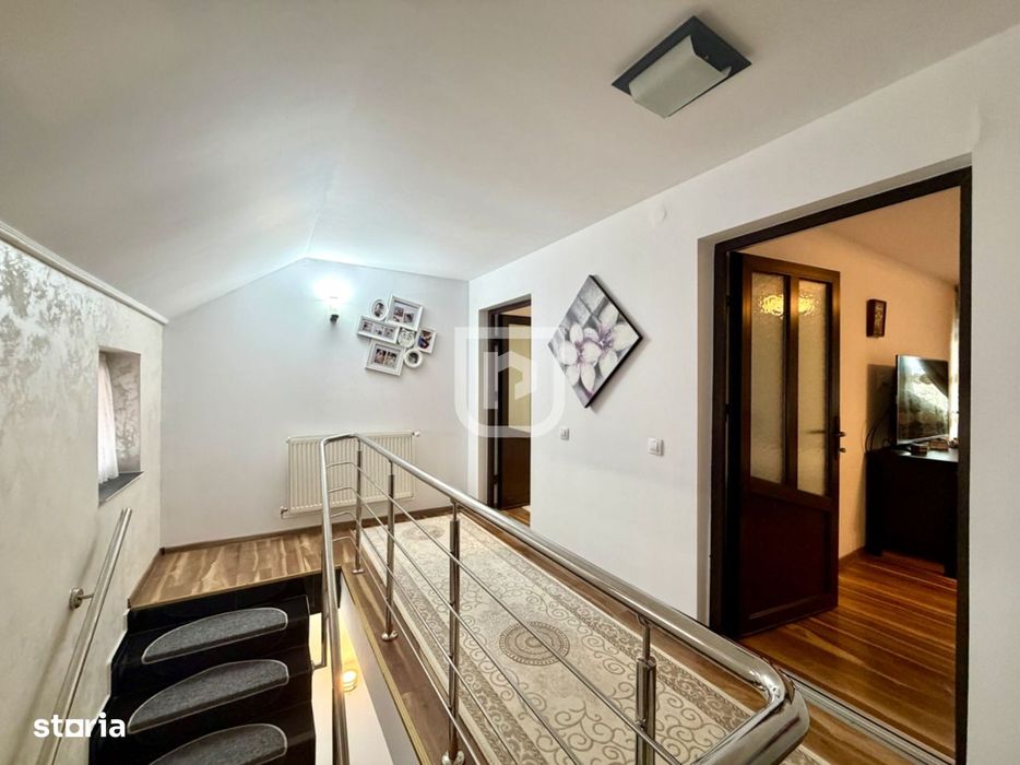 Triplex LUX în centrul Frasin – complet mobilat