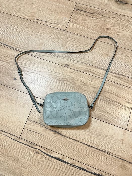 Coach чанта оригинална