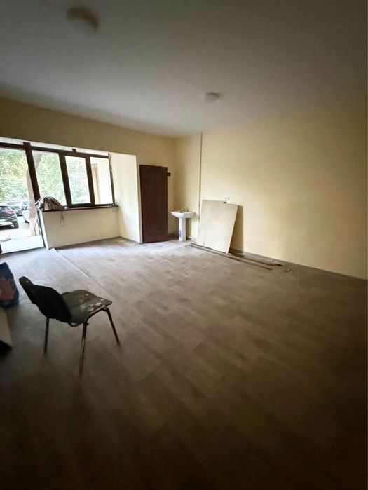 Сдается в аренду помещение м Айбек 1 линия