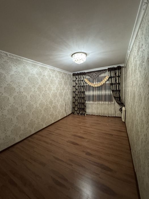 Озими уйим сотилади 2 хонали ипотека бор Коракамиш 2/4