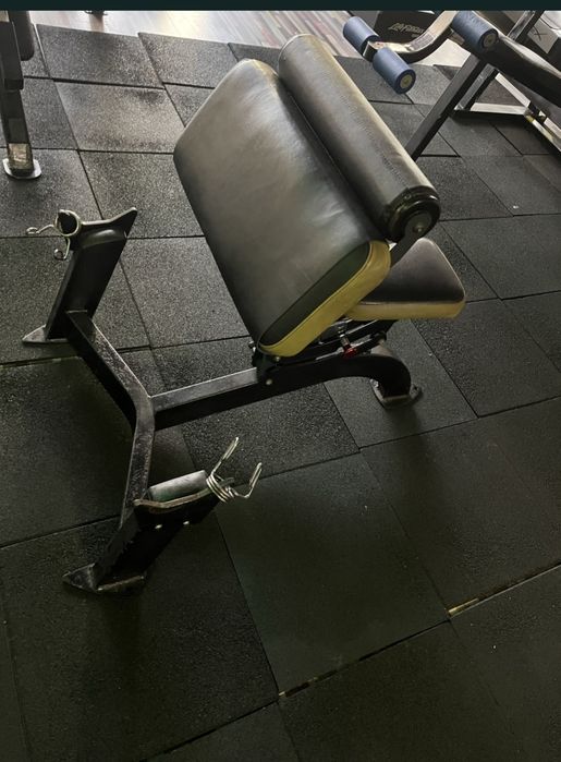Bancă Scott (Preacher Curl) profesională pentru biceps