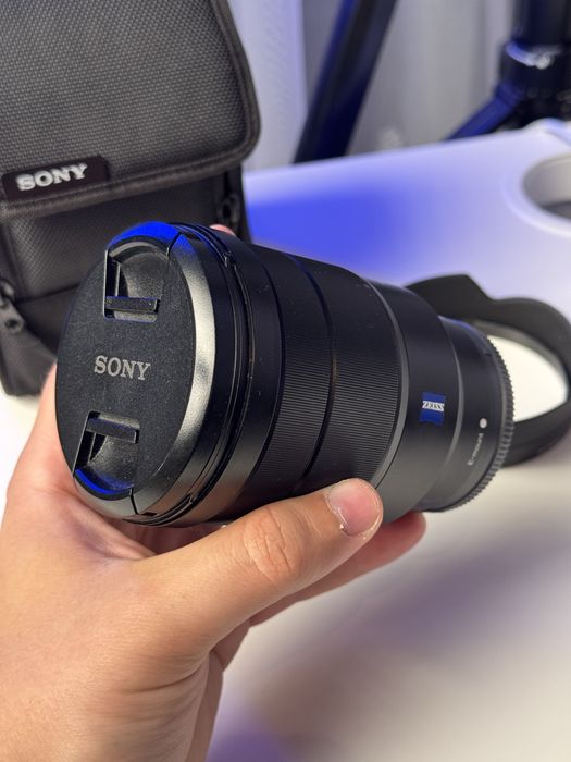 Sony FE 16-35mm F4 ZA OSS Zeiss