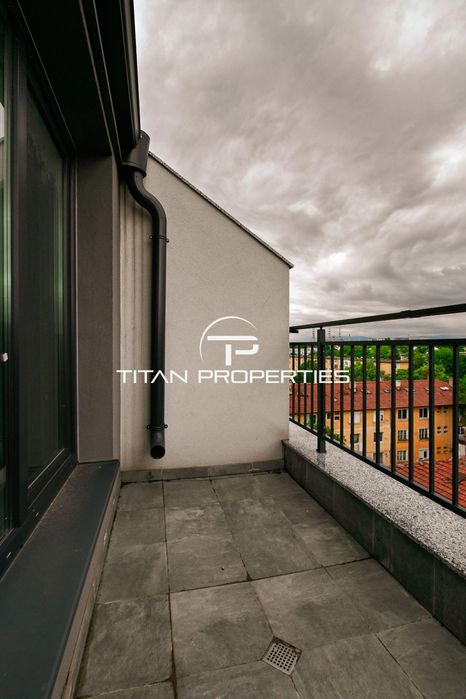 Тристаен за продажба в ж.к Лев Толстой