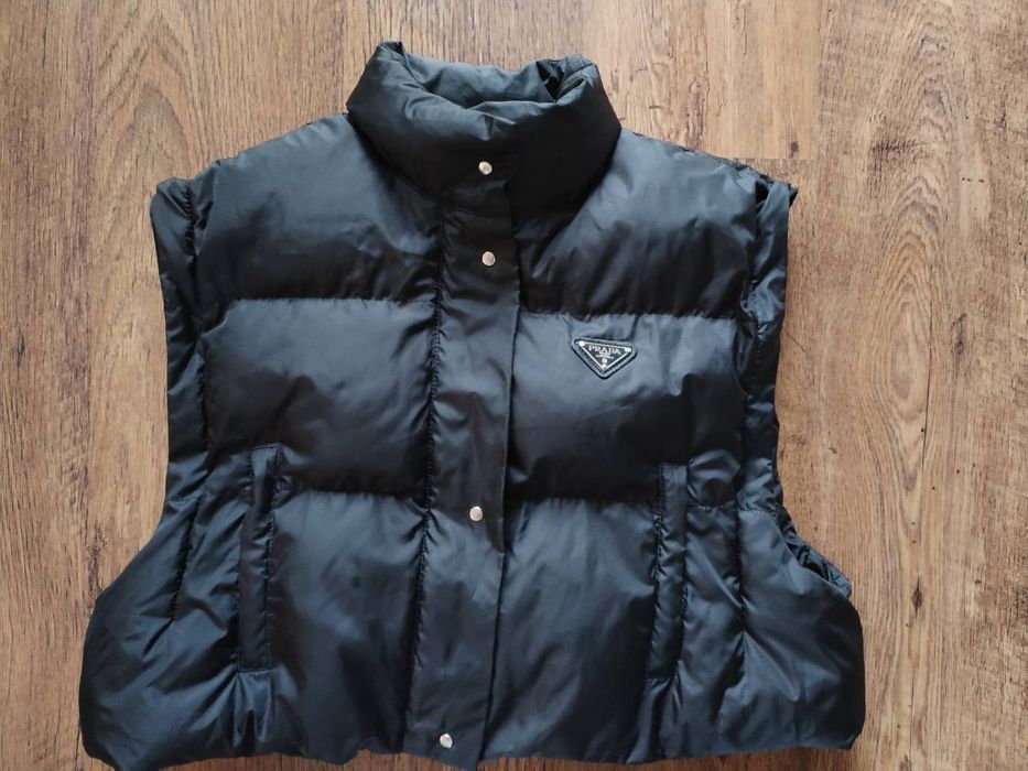 PRADA crop re nylon puffer jacket - страхотно дамско яке S КАТО НОВО