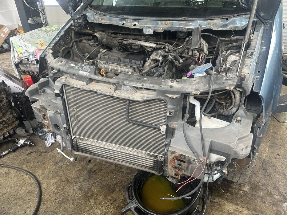 Очиларка/Преден панел за VW Sharan 1.9tdi 2001-2009г.!