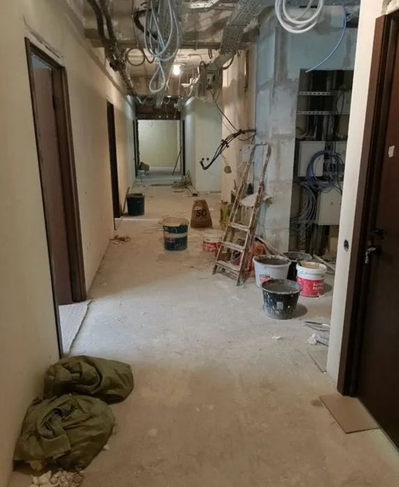 Установка межкомнатных дверей Монтаж двери Eshik ustanofka Eshik usta