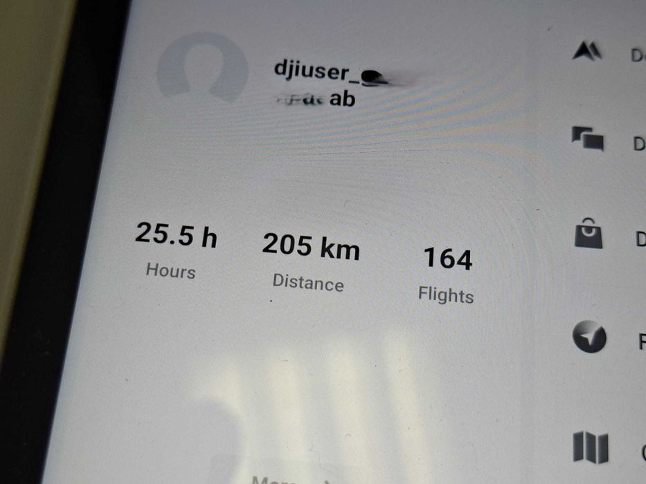 Drona DJI Mini 3 Pro Fly More Combo in stare perfecta