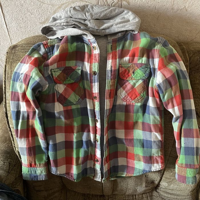 Рубашки на 4-6 лет.