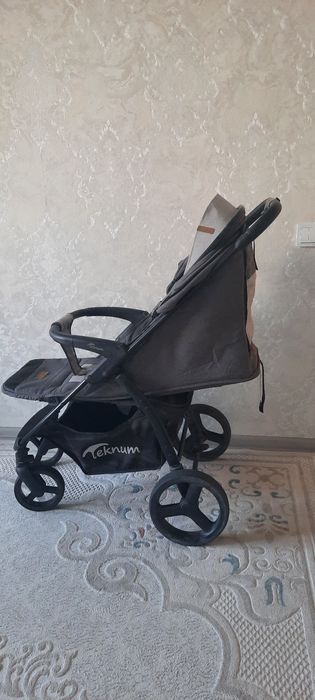 Продам прогулочную коляску