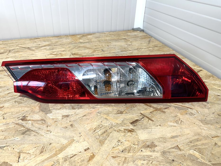Lampa dreapta Ford Transit Connect
