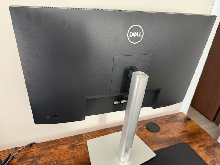 Dell Монитор, като нов
