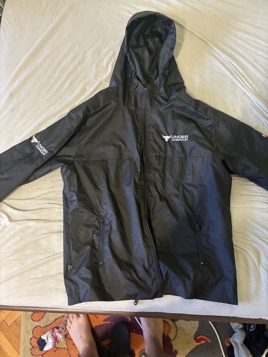 Яке/шуба Under Armour чисто ново, неносено