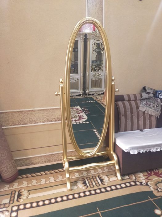 Ойна Тош ойна зеркало