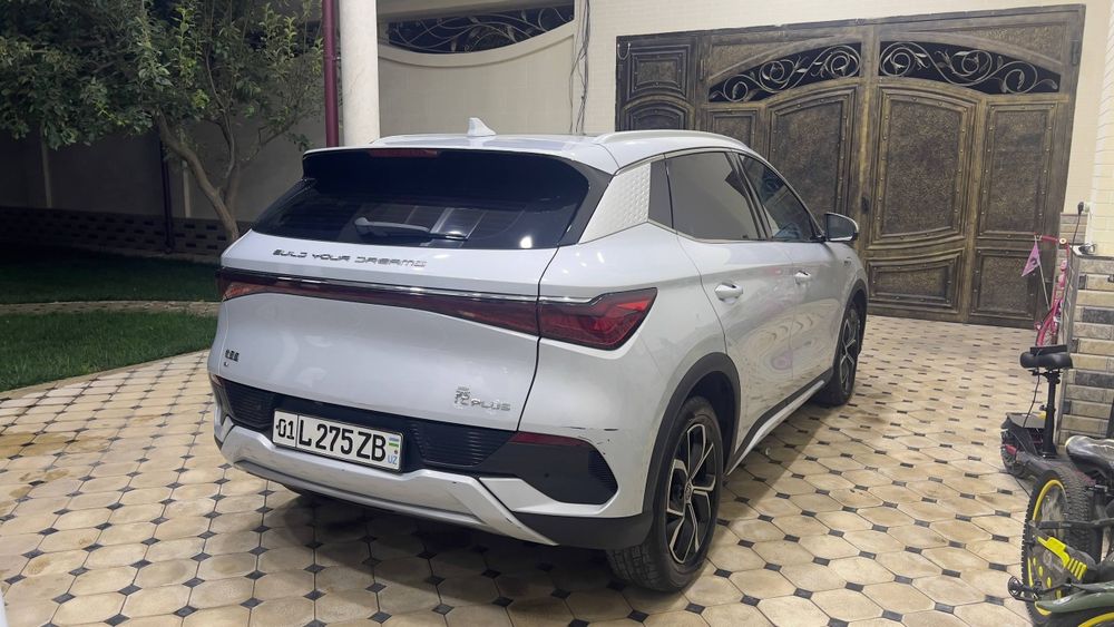 BYD yuan plus 4 позиция панорама люк 2022-23