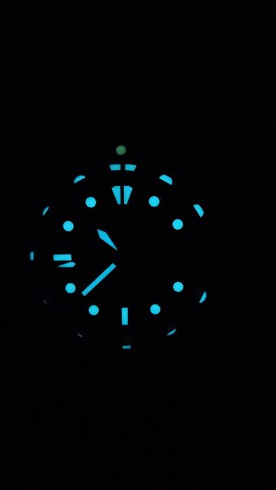 Часовник Seiko Carbon Edition mod