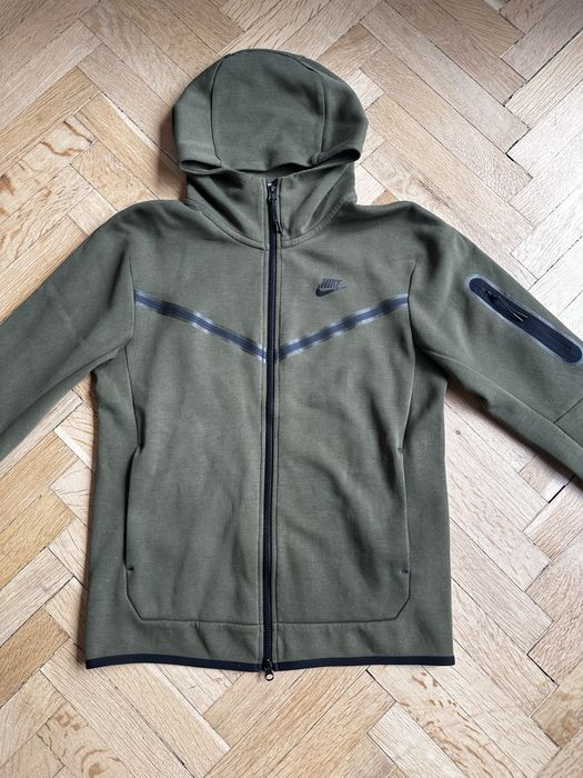 Nike tech fleece green khaki зелен анцунга Оригинален!